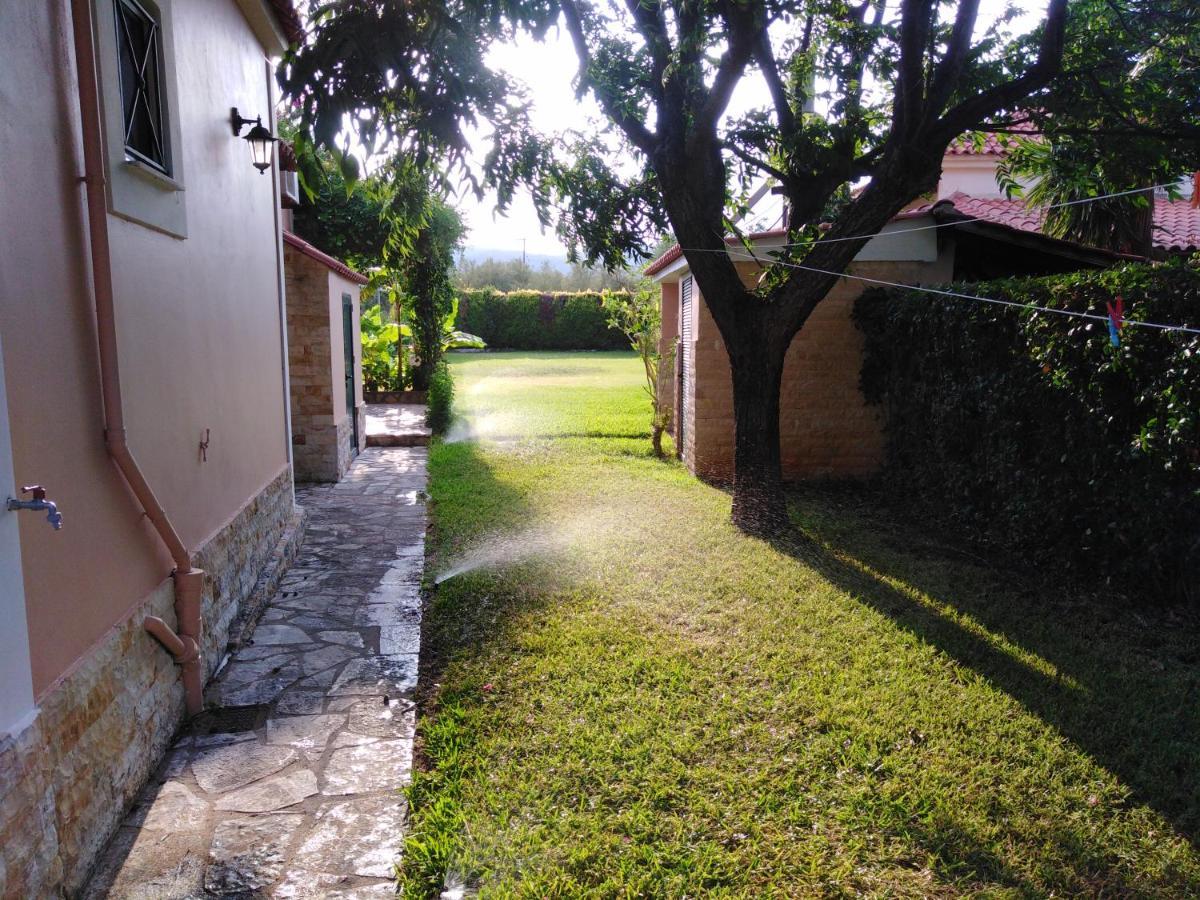 Golden Sea Villa Kalamata Exterior photo